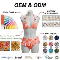 Maillot de bain recyclé personnalisé à pois et motifs floraux, avec bas de bikini froncé taille basse à nouer sur les côtés et mini-jupe de bain intégrée