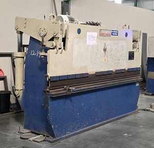 Máquina de Corte y Plegado de Alto Rendimiento, Capacidad 3100*4mm para Procesamiento de Láminas Metálicas, Equipo de Fabricación Industrial en Venta - Product Image 4