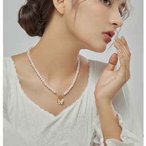 Collier en perles d'eau douce naturelles papillon français pour femmes, design tendance, coquille de niche, long, automne hiver, pull, diamant - Product Image 1