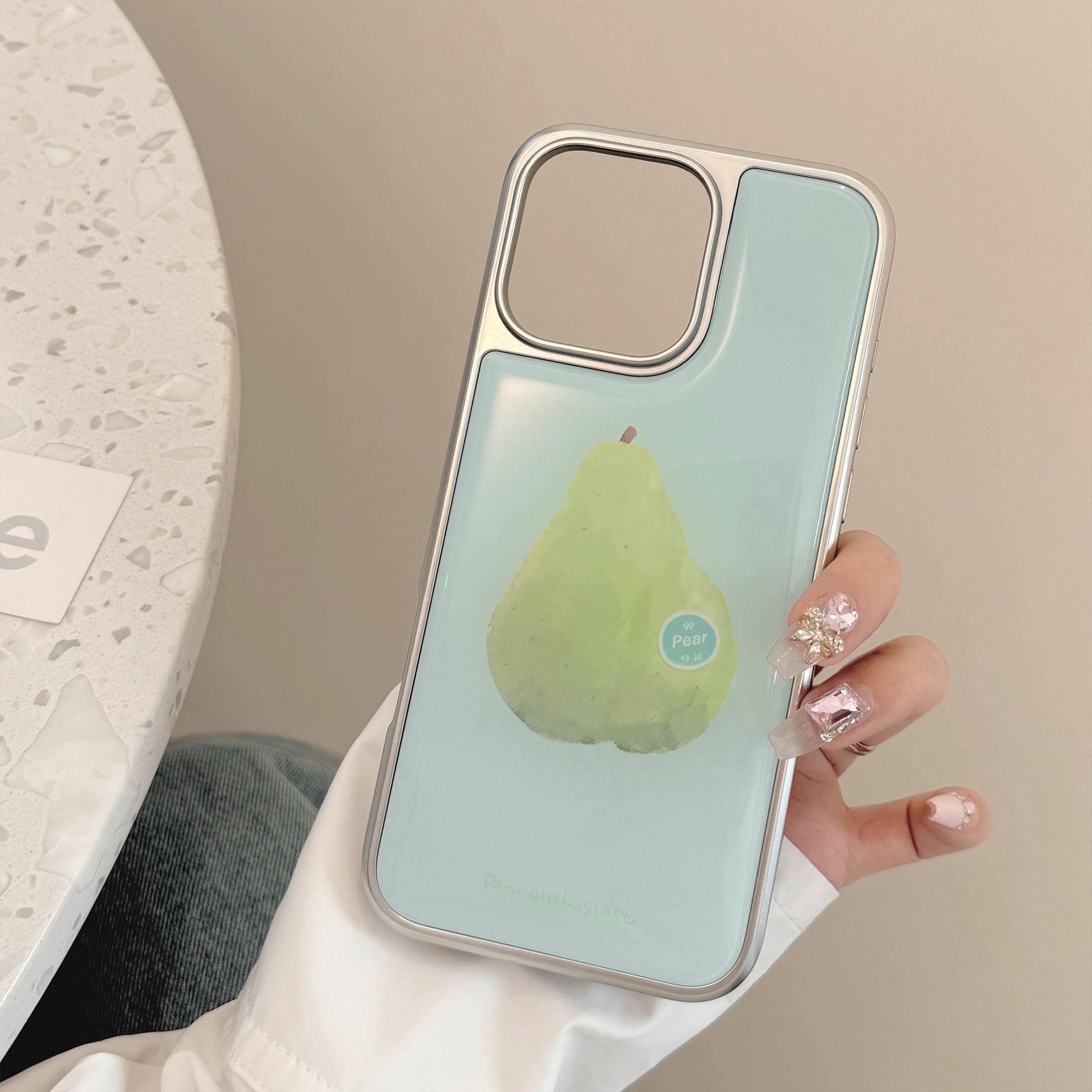 GQ177-ลูกแพร์สีเขียวพื้นหลังสีเขียว