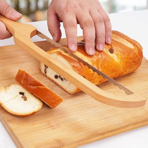 Panaderos Cuchillo de arco de pan de madera profesional Cuchillo de pan dentado de acero inoxidable con mango de madera de arco - Product Image 1