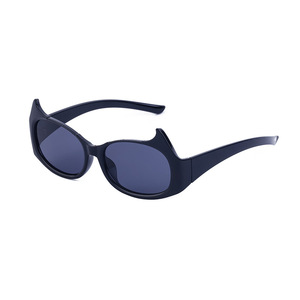 Gafas de Sol Cat Eye Y2K para Mujer, Protección UV400, Montura de PC, Lentes Negras, Estilo Urbano Moderno, para Salidas, Fiestas y Actuaciones - Product Image 4