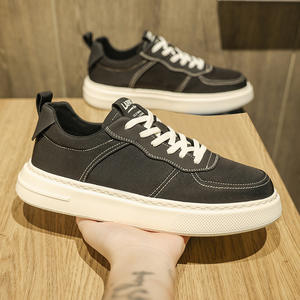 รองเท้าผ้าใบแฟชั่นลำลอง รองเท้าผ้าใบสำหรับฤดูใบไม้ผลิและฤดูร้อน น้ำหนักเบา ระบายอากาศได้ดี สไตล์สปอร์ตและลำลอง ทันสมัย - Product Image 3