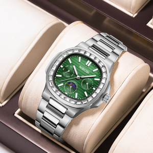 Reloj de Hombre Clásico de Alta Calidad, Estilo de Diseñador de Lujo, Acero Inoxidable, Reloj de Buceo a la Moda, Resistente al Agua, Premium - Product Image 1