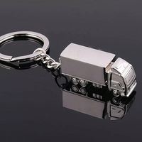 Porte-clés en alliage de zinc avec logo personnalisé, en forme de mini semi-remorque, gravé au laser argenté, pour cadeau promotionnel logistique
