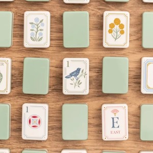 Nuevo Juego de Fichas Verdes de 3 Capas 2026 de la Fábrica Mahjong, Fichas de Mahjong Americanas Personalizadas para Entretenimiento, 1.4*1*0.6 pulgadas - Product Image 1