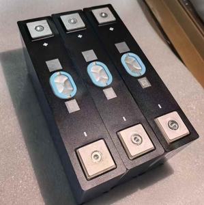 Calb <span class=keywords><strong>3.7v</strong></span> 147ah 150ah כיתה סוללת nmc prismatic <span class=keywords><strong>4000</strong></span> + מחזורים עבור ב-ev/ess הסיטונאי V - Product Image 2