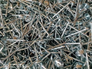 Galvanized Umbrella Head Roofing Nail 4mm X 75mm Spiral Shank 100pcs Per Bag Made of <b>Iron</b> with Rubber - Product Image 4