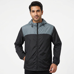 Chaqueta Impermeable de Corte Holgado con Diseño Impermeable sin Costuras, Tejido Transpirable y Cintura Ajustable para Hombre - Product Image 1