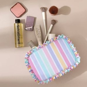Bolsa de Aseo de Poliéster de Alta Gama con Rayas y Volantes, Bolsa de Almacenamiento de Cosméticos Portátil para Mujer - Product Image 1