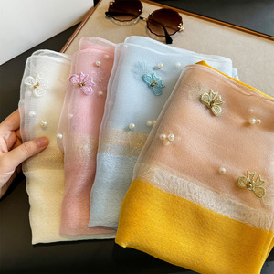 ファンシーな新しい蝶の刺Embroideryシルクブレンドスカーフショール女性無地光沢のあるシルクの感触のスカーフはパールビーズヒジャーブで盗んだ - Product Image 2