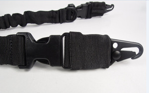 Eslinga táctica de dos puntos con ajustador de longitud Eslinga tradicional con gancho de metal Eslinga acolchada para acampar Deportes al aire libre - Product Image 4