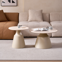 Ensemble table basse ronde de style nordique moderne pour petits espaces meubles de salon avec canapé table d'appoint balcon