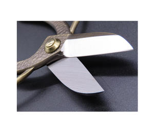 Ciseaux à fleurs Tanabe Type KORYU Ciseaux de jardin sans fil Pro Sécateur Modèle P7 05 Japon - Product Image 1