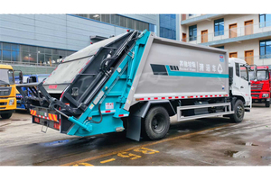 Camion compacteur de déchets Dongfeng 4X2 18m³ neuf et robuste pour les rues principales des villes et l'assainissement urbain - Product Image 6