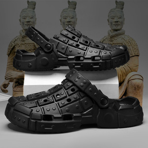 Men's <b>Clogs</b> Thick Soled Non Slip Buckle Closure Casual Beach Shoes Sand Gray Black Solid Color - Product Image 2