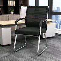 Chaise de bureau moderne respirante en maille du fabricant Chaises de conférence confortables en métal à pattes d'arc rentables pour
