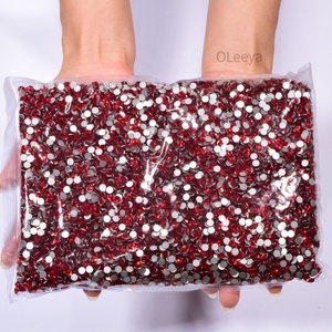 Échantillons Gratuits Vente en Gros Usine Strass Non Thermocollants de Haute Qualité Emballage en Vrac Strass à Dos Plat Effet Feuille pour Nail Art - Product Image 4