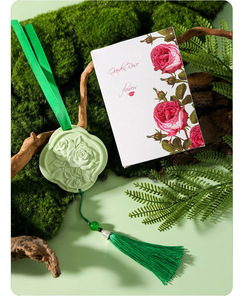 Ambientador de yeso sólido con aroma a crema de rosas para dormitorio, colgante para coche, decoración floral, lámina de yeso perfumada para aire fresco - Product Image 6