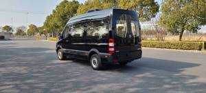 קיבולת גדולה 5.9 מ 'מכונית עם r16 צמיגים אור וחללים כהים עבור נסיעות קבוצה יעילה - Product Image 4