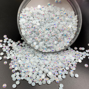 Vente en gros pour Magic Color Pearl Flatback AB Diamant Demi-Couleur Résine Strass Lâche Résine Strass pour Ongles Bijoux - Product Image 6