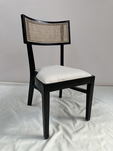 Silla <span class=keywords><strong>de</strong></span> <span class=keywords><strong>alquiler</strong></span> <span class=keywords><strong>de</strong></span> eventos <span class=keywords><strong>de</strong></span> boda <span class=keywords><strong>de</strong></span> madera apilable <span class=keywords><strong>con</strong></span> respaldo cuadrado <span class=keywords><strong>de</strong></span> mimbre <span class=keywords><strong>de</strong></span> caña <span class=keywords><strong>de</strong></span> fábrica - Product Image 4