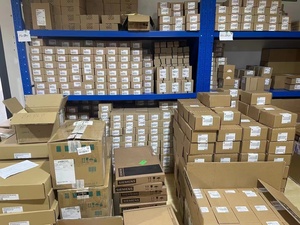 Module de Contrôleur PLC <span class=keywords><strong>Siemens</strong></span> <span class=keywords><strong>S7</strong></span> <span class=keywords><strong>1200</strong></span> Neuf SIMATIC <span class=keywords><strong>S7</strong></span>-<span class=keywords><strong>1200</strong></span> <span class=keywords><strong>CPU</strong></span> <span class=keywords><strong>1215C</strong></span> <span class=keywords><strong>DC</strong></span>/<span class=keywords><strong>DC</strong></span>/<span class=keywords><strong>DC</strong></span> 6ES7215-1AG40/1HG40/1BG40-0XB0 Original - Product Image 5