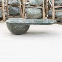Table basse Dream Home Radiant en marbre vert, base demi-sphère, plateau ovale irrégulier en forme de haricot, sculpture organique, table centrale de salon