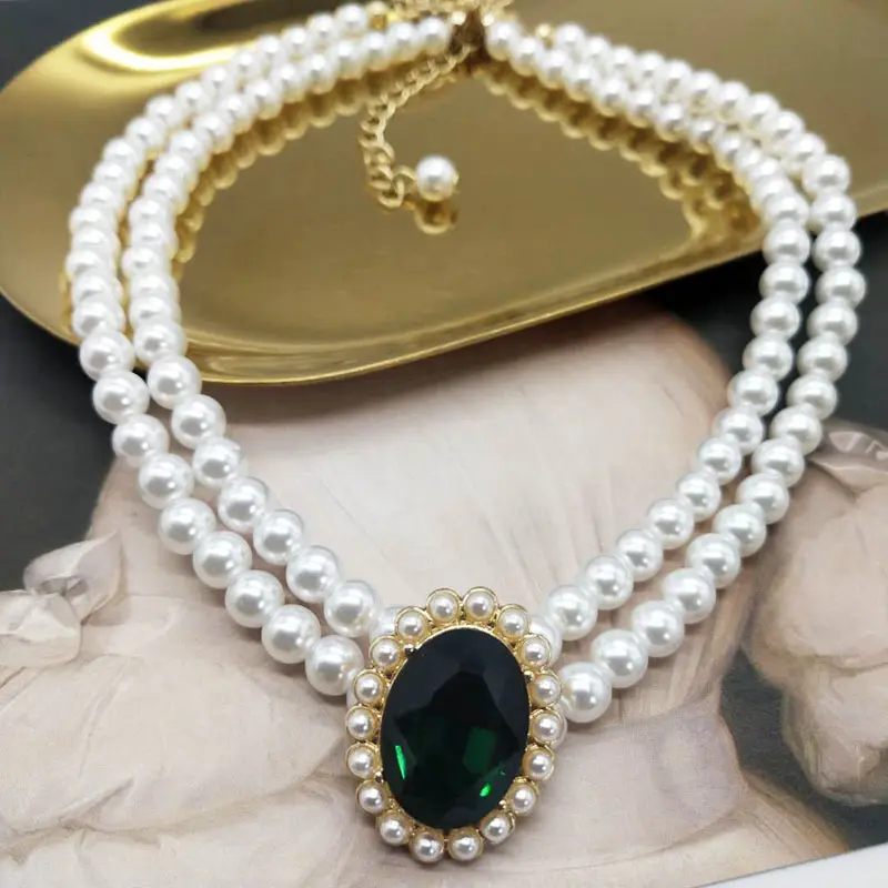 Conjunto de joias de designer de luxo, vitoriano, multi camada, fio frisado, esmeralda, verde, pérola, gargantilha, colar e brincos