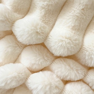 Juego de Sábanas de 4 Piezas de Felpa de Visón Blanco Puro de Estilo Nórdico, Nuevo - Product Image 6