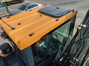 Excavatrice sur chenilles Hyundai HX135 de 13,5 tonnes, excellente performance, en vente à prix avantageux - Product Image 3