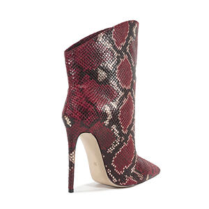 <span class=keywords><strong>Bottines</strong></span> sexy à talons hauts et fins à motif <span class=keywords><strong>python</strong></span> à bout pointu et à bouche inclinée de style européen et américain - Product Image 5