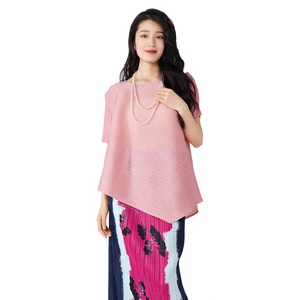Women's Pink Knitted <b>Asymmetric</b> Blouse Short Sleeve Crew Neck Loose Fit Pleated Solid Casual <b>Top</b> Spring Summer Wear - Product Image 2