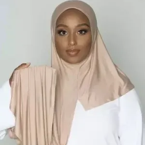 2021 새로운 쉬폰 섹시한 여성 솔리드 컬러 코튼 두 구멍 즉시 hijab 스카프