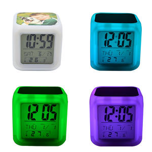 Reloj <span class=keywords><strong>Despertador</strong></span> LED Cuadrado RubySub, <span class=keywords><strong>Cubo</strong></span> Electrónico Creativo para Sublimación, con Cambio de Color y Película PET - Product Image 2
