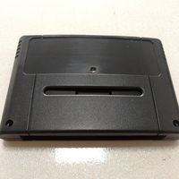 Boîtier noir pour cartouches de jeu SNES - Version japonaise/européenne avec 2 vis