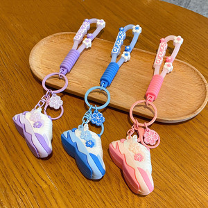 Vente en gros pvc baskets porte-clés 3d et sac 3d <span class=keywords><strong>mini</strong></span> chaussure breloques porte-clés baskets avec fleur pour filles cadeaux - Product Image 6