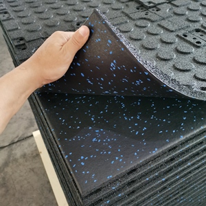 Tappetino in Gomma EPDM Colorato Spesso 15mm per Palestra, Resistente all'Usura, Antiscivolo, Pavimentazione Commerciale per Palestra Marca <span class=keywords><strong>UDINE</strong></span> - Product Image 5