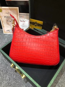 Sac à bandoulière de luxe personnalisé en cuir de crocodile – Sac à main polyvalent à porter en bandoulière avec fermeture éclair supérieure |   Nouvelle tendance : sacs à main de créateurs en gros - Product Image 3