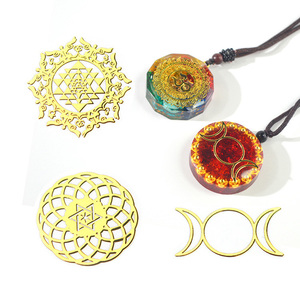 XINCHOUT Hình Học Thiêng Liêng Dán Đồng Dán Đề Can, Kim Tự Tháp Dán Bộ Dụng Cụ Nhựa, Khuôn Nhựa Silicone Craft (Vàng - Product Image 1