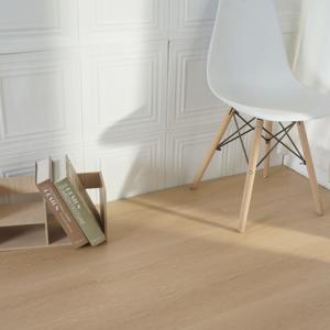 Style moderne 4mm 6mm 8mm SPC Stratifié de luxe <span class=keywords><strong>Vinyle</strong></span> Revêtement de sol Clip de verrouillage par clic Étanche à l'humidité Résistant à l'usure Cliquez - Product Image 1