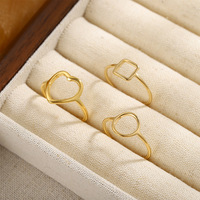 Bague en acier inoxydable ajourée en forme de cœur, best-seller transfrontalier, pour femme, bague de couple de niche, forme géométrique