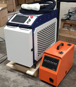 เครื่องเชื่อมและทำความสะอาดด้วยเลเซอร์ 4 in 1 - เลเซอร์ไฟเบอร์แบบมือถือ 1500W/2000W/3000W พร้อมฟังก์ชั่นกำจัดสนิมและตัด - Product Image 2