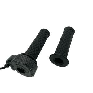 Tay ga xoay kiểu Surron LightBee với tay cầm, đầu nối đực 3 chân kèm tay cầm - Product Image 4