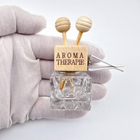 Bouteille d'aromathérapie de voiture de sortie d'air de 8ml bouteille d'aromathérapie de créativité bouteille d'évent en bois diffuseur de voiture parfum bouteille universelle décoration