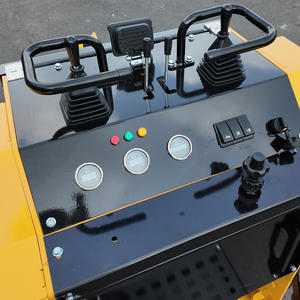 Бесплатная доставка! Новый, недорогой, компактный мини-погрузчик на гусеничном ходу с ковшом для сада и строительства, в продаже. - Product Image 3