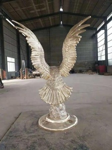 Moderne Buitentuin Decoratie Metalen Dieren Sculptuur Zingen Lied Messing Bronzen Papegaai Staande Op De Boom Standbeeld - Product Image 4