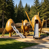 Équipement de terrain de jeux à thème commercial, structure de jeu extérieure non motorisée pour enfants avec toboggan et filet de cordes pour parc communautaire et complexe hôtelier