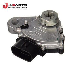 สวิตช์อัสซี นิวทรัลสตาร์ท สำหรับโตโยต้า HIACE KCH10 Granvia 2000-2002 OE 84540-50020 8454050020 - Product Image 2