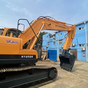 Mini-excavatrice Hyundai 225 d'occasion du Japon avec moteur, boîte de vitesses, pompe et roulement à rouleaux à vendre - Product Image 3